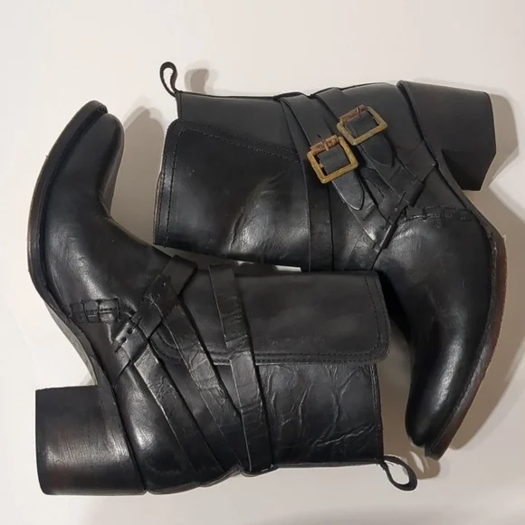 FREEBIRD by STEVEN Saintblack leather Boot women size 7